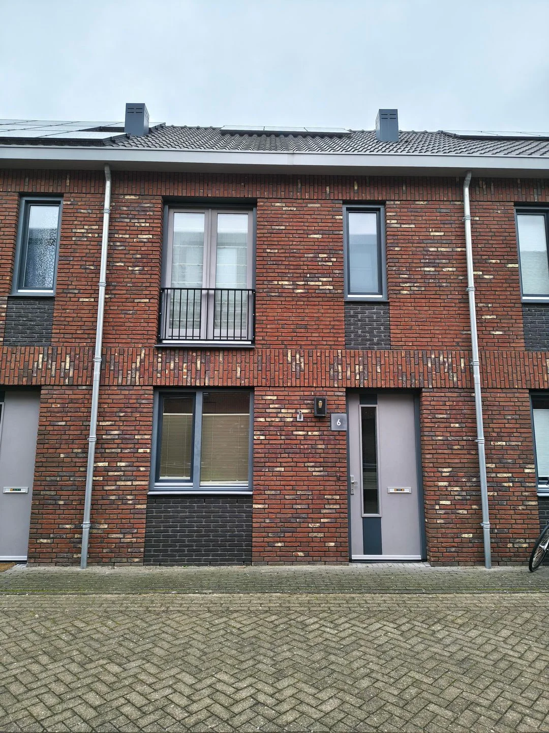 Rental property in Lambrecht van Linschotenstraat 6, Delft