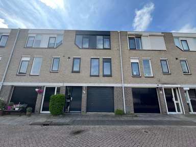 121μ² μονοκατοικία προς ενοικίαση για 2350€/μήνα σε Kruidenierweg 340, IJsselstein
