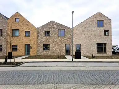 117m2 house to rent for 1950€/month in Veerdijk 336, Walsoorden