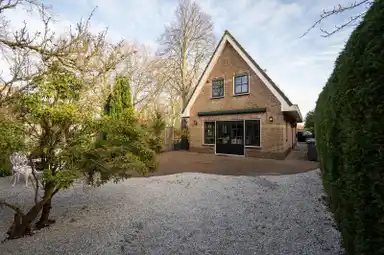 120m2 huis te huur voor 2850€/maand in Kerklaan 33a, Castricum