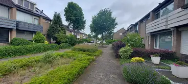 122m2 maison à louer pour 1390€/mois à Bergschot 302, Breda