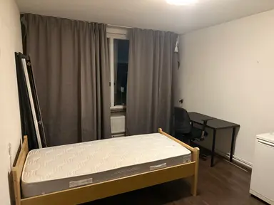 16m2 Chambre à louer pour 775€/mois à Van Bijnkershoeklaan, Utrecht