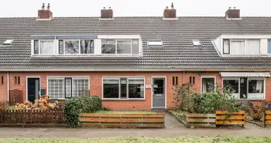 100m2 maison à louer pour 1395€/mois à Voergang 120, Drachten