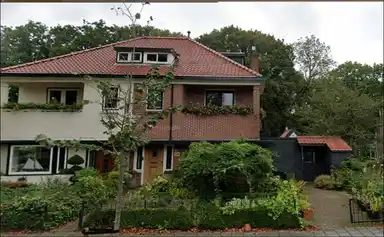 145m2 house to rent for 3500€/month in Brederoodseweg 99, Santpoort-Zuid