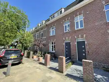 135m2 maison à louer pour 2750€/mois à Bergerstraat 2331, Maastricht