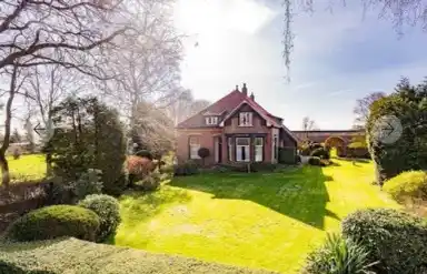 183m2 house to rent for 4850€/month in Voorsterweg 56, Loenen