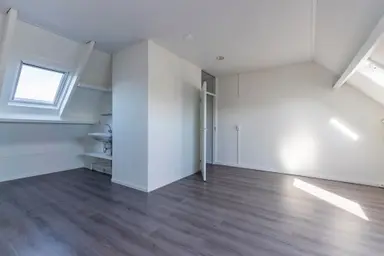 33m2 Appartement te huur voor 280€/maand in Naritaweg, Amsterdam
