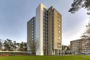 98m2 Appartement à louer pour 1075€/mois à Magentahof, Tilburg
