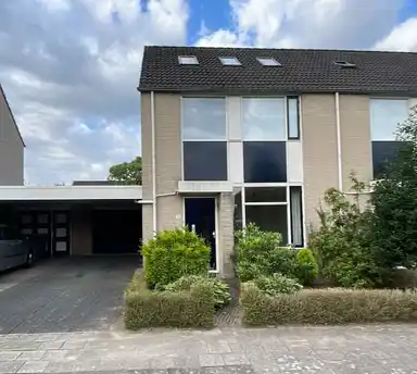 105m2 house to rent for 1595€/month in Sicilialaan 13, Oldenzaal