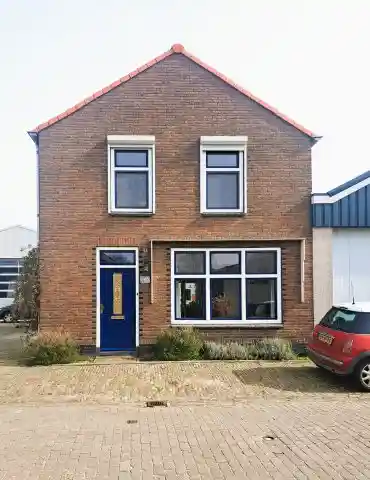 0m2 maison à louer pour 1850€/mois à Achter de Kerk, Nieuw- en Sint Joosland
