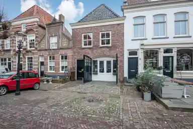 137m2 house to rent for 1995€/month in Hoogstraat 13, Woudrichem