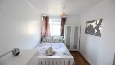 100m2 Kamer te huur voor 750€/maand in C.A. Thiemestraat, Arnhem