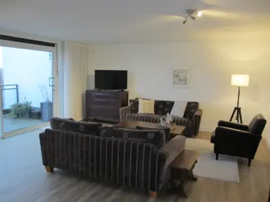 117m2 flat to rent for 1950€/month in Avenue Carnisse, Barendrecht