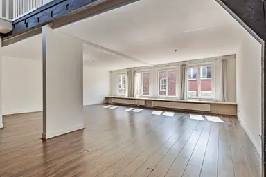 227m2 Appartement à louer pour 2300€/mois à Jansplaats 23, Arnhem