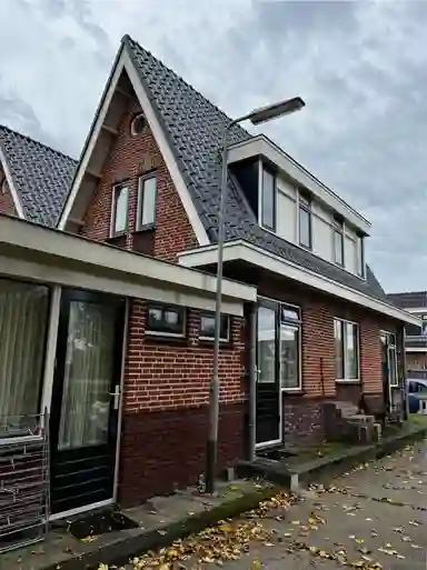25m2 monolocale in affitto per 775€/mese a Hoofdweg, Lijnden