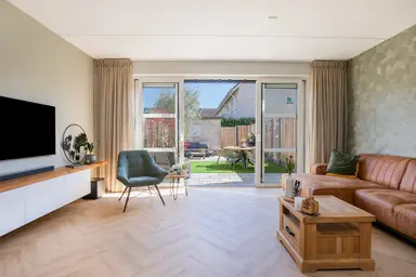 130m2 house to rent for 2495€/month in Vrijenburglaan 201, Barendrecht