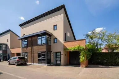 133m2 huis te huur voor 1700€/maand in Heralaan 40, Enschede