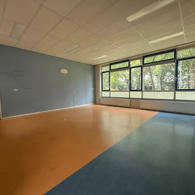 50m2 room to rent for 320€/month in Breestraat 42, Marknesse