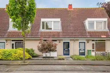 110m2 house to rent for 1750€/month in Kaasjeskruid 25, Zeewolde