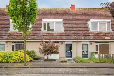 110m2 house to rent for 1750€/month in Kaasjeskruid 25, Zeewolde