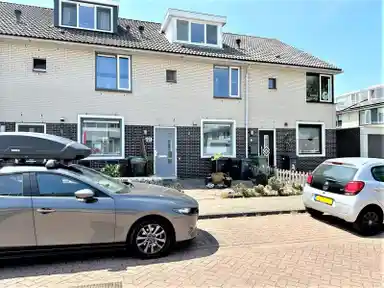 125m2 house to rent for 2350€/month in Tobagostraat 19, Purmerend