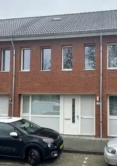 120μ² μονοκατοικία προς ενοικίαση για 1395€/μήνα σε Austrasiëstraat 28, Maastricht