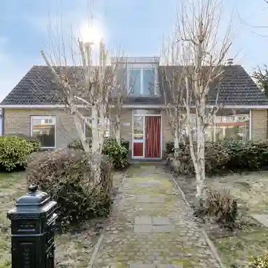 173m2 house to rent for 2500€/month in Venneperweg 1165, Beinsdorp