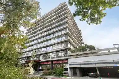 210μ² Διαμέρισμα προς ενοικίαση για 3400€/μήνα σε Sir Winston Churchilllaan 283-F054, Rijswijk
