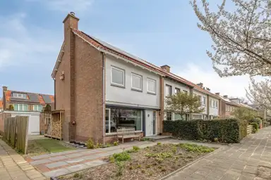 110m2 house to rent for 2500€/month in Gladiolenlaan 1921, Bennebroek