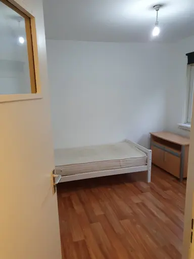 35μ² στούντιο προς ενοικίαση για 950€/μήνα σε Mathenesserdijk 106B, Rotterdam
