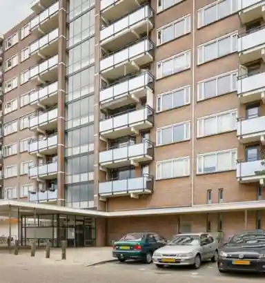 87m2 flat to rent for 1050€/month in Nederlandplein 22, Eindhoven