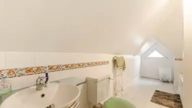 175m2 Appartement à louer pour 5000€/mois à R.D. Bügelstraat, Staphorst