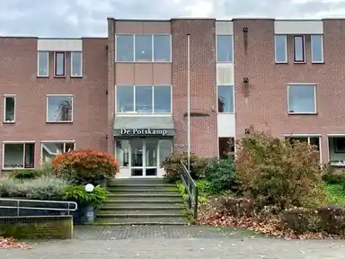 61m2 apartment to rent for 921€/month in Potskampstraat 36, Oldenzaal