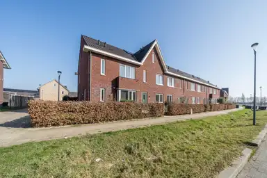 121m2 house to rent for 1795€/month in Simone de Beauvoirstraat 93, Nijmegen