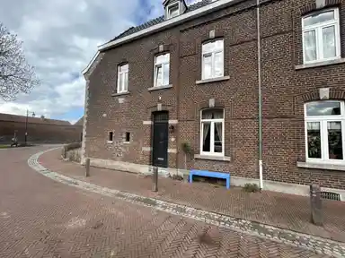 145m2 house to rent for 1375€/month in Kerkplein, Eijsden