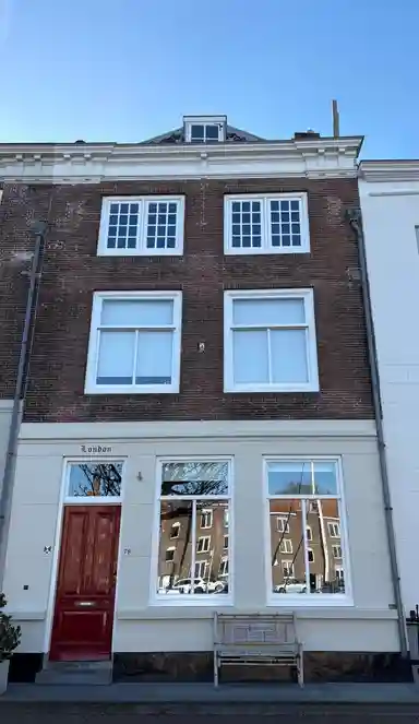 260m2 maison à louer pour 2500€/mois à Kinderdijk, Middelburg