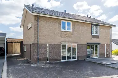 102m2 Casa in affitto per 1350€/mese a Heimansstraat 17, Epen