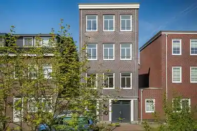 186m2 house to rent for 2900€/month in Zeussingel 98, Almere
