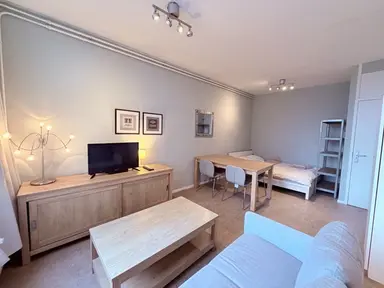 28m2 studio to rent for 1450€/month in Oudedijk, Rotterdam