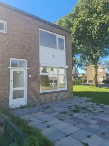 0m2 room to rent for 400€/month in E. Van Drielststraat 41, Emmen