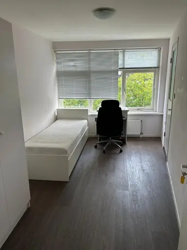 12m2 Zimmer zur Miete für 850€/Monat in Tussenbeeksweg, IJmuiden