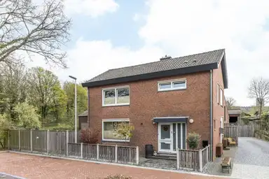 130m2 Casa in affitto per 1475€/mese a Benzenrade, Heerlen