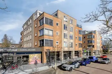 78m2 Wohnung zur Miete für 1186€/Monat in Burgemeester Kuperusplein, Heerenveen
