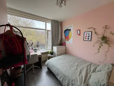 9m2 Chambre à louer pour 680€/mois à Bergselaan, Rotterdam