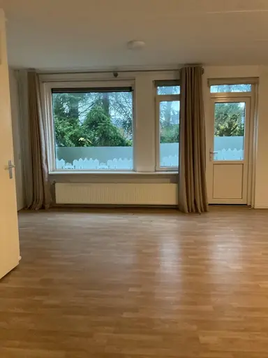 105m2 huis te huur voor 205€/maand in Tjalk, Uithuizen