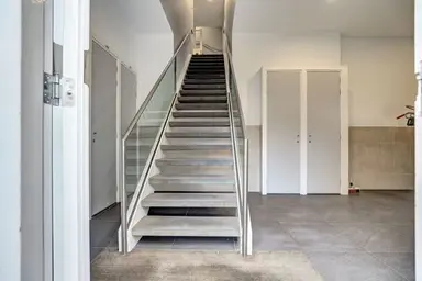 100m2 Appartement te huur voor 2250€/maand in De Vlouw, Delft