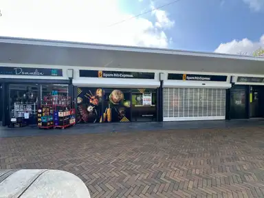 140m2 apartment to rent for 2041.67€/month in Van Bruhezedal 6, Valkenswaard