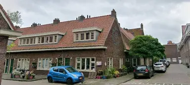 70m2 maison à louer pour 936€/mois à Marendorpse Dwarsstraat, Leiden