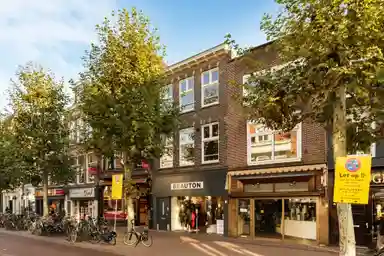 90m2 Appartement à louer pour 2000€/mois à Grote Houtstraat 175A, Haarlem