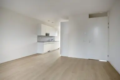 79m2 apartment to rent for 1905€/month in Elzenhagensingel, Amsterdam